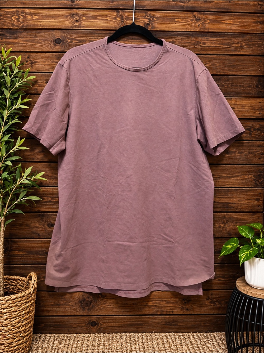 Lululemon Men’s BreatheLight Mesh Tee XL Performance Shirt